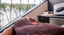 NORWESKA DOLINA OTWIERA STREFĘ SPA LIFESTYLE, Uroda - Od sierpnia br. w Norweskiej Dolinie goście będą mogli zrelaksować się w nowo otwartej części wellness. W kompleksie nowością będą specjalnie przygotowane rytuały spa nawiązujące do nazw każdej z willi, terapie zdrowotne oraz masaże wykonywane przez doświadczonych specjalistów.