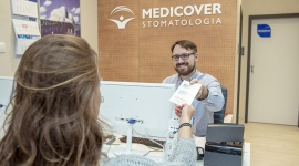 Implantowe Q&A, czyli nad czym zastanawiają się pacjenci? LIFESTYLE, Uroda - Implant to najnowocześniejsze i najbardziej naturalne rozwiązanie w przypadku występowania problemów z brakiem uzębienia.