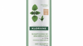 KLORANE szampon suchy na bazie ekstraktu z pokrzywy LIFESTYLE, Uroda - Odświeżenie przetłuszczających się włosów w każdych warunkach.