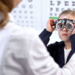 Problem krótkowzroczności (miopii) – Epidemia krótkowzroczności wśród dzieci – problem widoczny gołym okiem